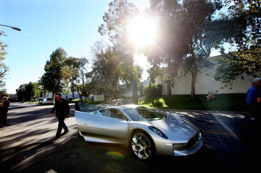  Jaguar C-X75 Concept 2010 года  (фото 40 из 126)